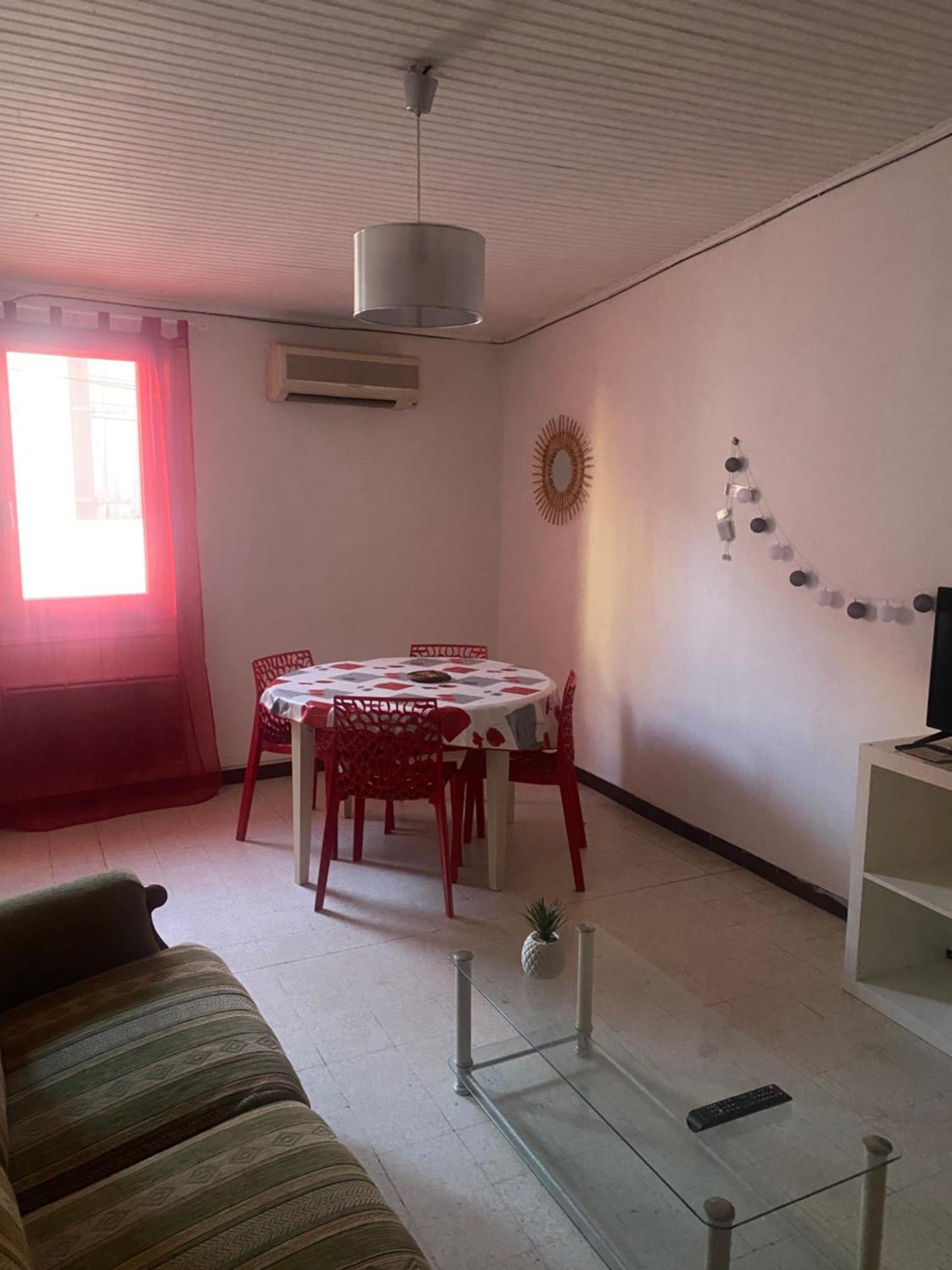 Maison De Ville Proche Mer, En Camargue Sur Le Chemin De Saint Jacques De Compostelle, Clim Reversible Vauvert Exteriér fotografie