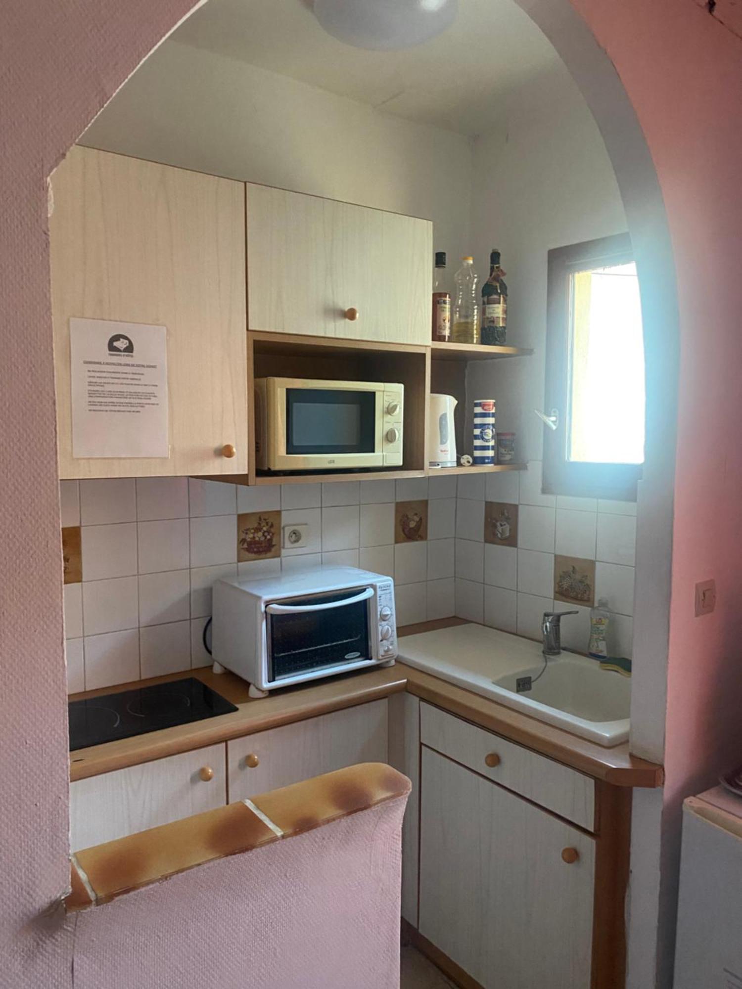 Maison De Ville Proche Mer, En Camargue Sur Le Chemin De Saint Jacques De Compostelle, Clim Reversible Vauvert Exteriér fotografie